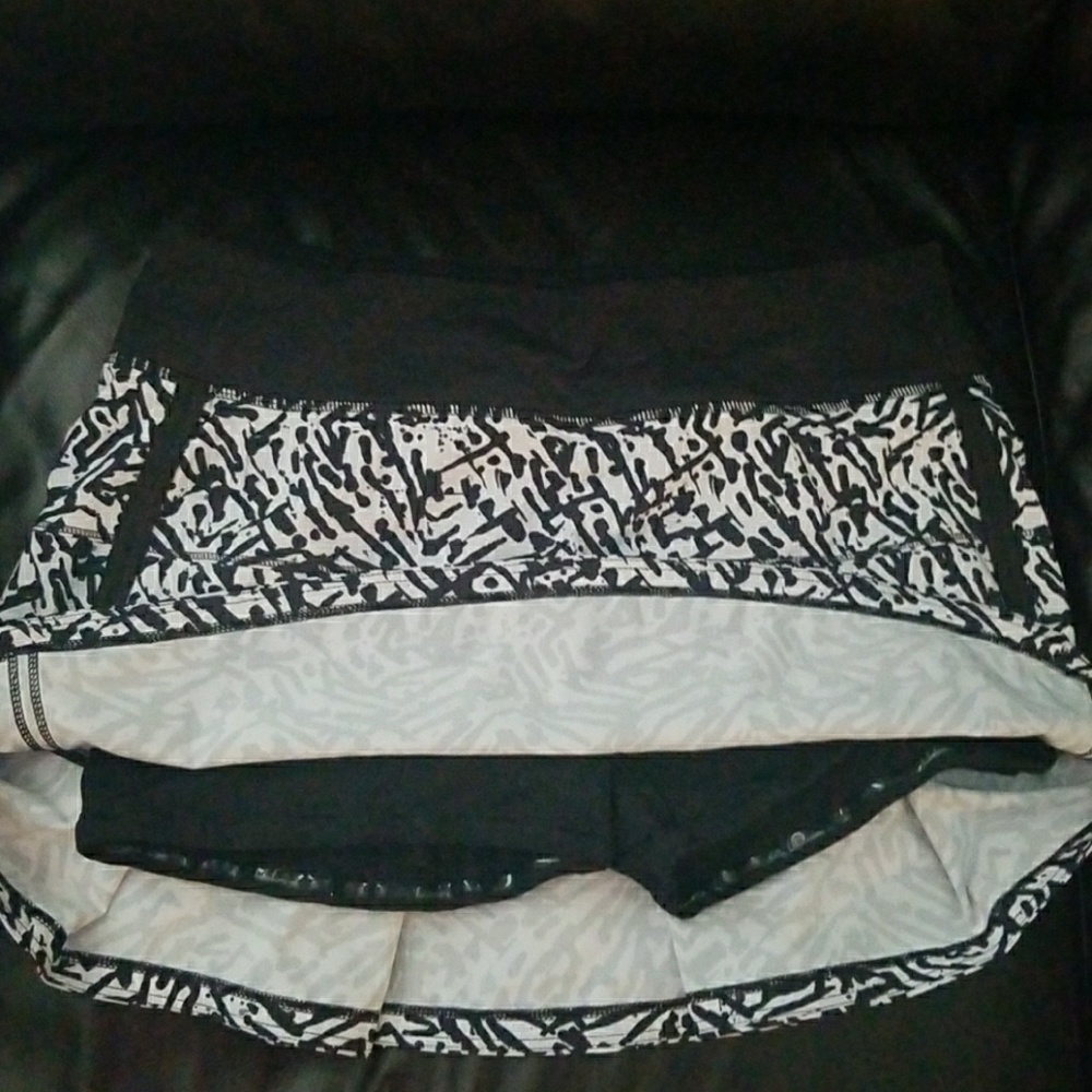 NWOT Lululemon 6 (Reg)Skirt